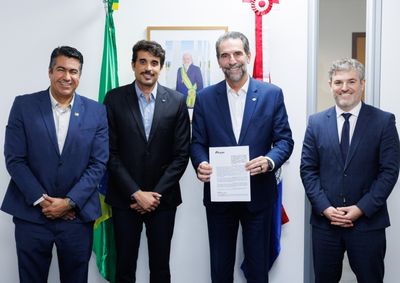 Nova fase da Opera&ccedil;&atilde;o Muralha Inteligente ter&aacute; intelig&ecirc;ncia artificial, drones e c&acirc;meras. Projeto receber&aacute; quase R$ 20 milh&otilde;es da Itaipu. 