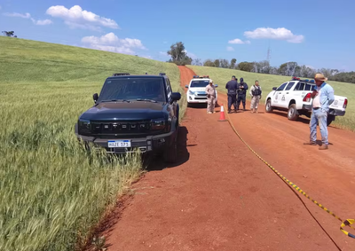 V&iacute;tima de 30 anos estava no banco do passageiro de um carro abandonado em Presidente Franco. Suspeito foi detido em Ciudad del Este.