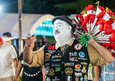 Juan Ramon Osorio Portillo circulava caracterizado como Charles Chaplin e ficou conhecido do p&uacute;blico por vender flores durante grandes eventos.