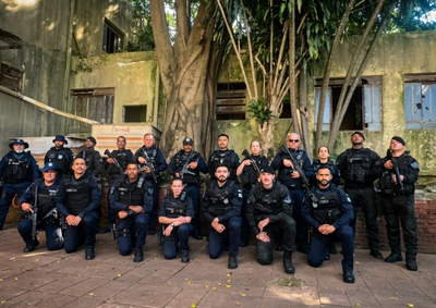 Cerca de 20 agentes dos grupos K9, EOPE e GTA participaram de exerc&iacute;cios com abordagens, atua&ccedil;&atilde;o em ambientes confinados e emprego de c&atilde;es.