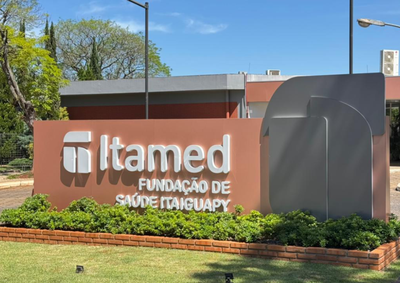 Hospital atingiu a capacidade m&aacute;xima e pediu ajuda para transferir pacientes que aguardam vagas em UTI e enfermaria.