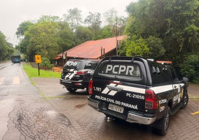 Empresa n&atilde;o teria entregado grava&ccedil;&otilde;es completas nem a lista de passageiros do passeio que terminou com a morte de um turista holand&ecirc;s.