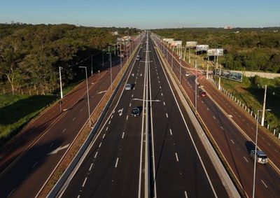 Ideia &eacute; abrir mais espa&ccedil;o para neg&oacute;cios ligados ao turismo e ao com&eacute;rcio. Entidades apoiam proposta, mas querem ampliar a discuss&atilde;o.