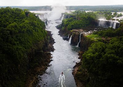 Campanhas digitais, feira internacional e a&ccedil;&otilde;es em tr&ecirc;s cidades argentinas fazem parte da estrat&eacute;gia para aumentar o n&uacute;mero de visitantes.