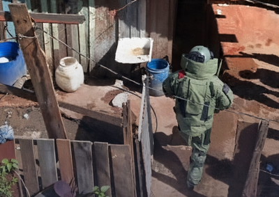 Opera&ccedil;&atilde;o ocorreu no bairro Bicentenario ap&oacute;s den&uacute;ncia de furto. Pol&iacute;cia investiga a origem dos ve&iacute;culos e dos materiais apreendidos.