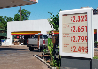 M&eacute;dia em Foz do Igua&ccedil;u &eacute; de R$ 6,45; refer&ecirc;ncia em Ciudad del Este equivale a R$ 6,81. Valores variam conforme combust&iacute;vel, posto e c&acirc;mbio.