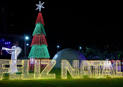 Prefeitura quer oficializar "Natal de &Aacute;guas e Luzes" no lugar de "Natal das Cataratas"; proposta come&ccedil;a a ser analisada pela C&acirc;mara na ter&ccedil;a-feira (8).
