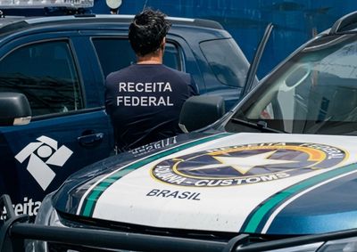 Candidatos precisam ter ensino m&eacute;dio e registro de ajudante h&aacute; pelo menos dois anos; inscri&ccedil;&otilde;es custam R$ 80 e terminam no dia 30.