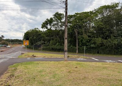 Altera&ccedil;&atilde;o entrou em vigor nesta quinta-feira (8) no trevo entre as ruas Guararapes e N, com nova sinaliza&ccedil;&atilde;o e previs&atilde;o de lombada.