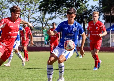 Equipe perdeu por 2 a 0 para o Paranava&iacute; e enfrentar&aacute; o Azuriz em jogo &uacute;nico. Uma vit&oacute;ria garante a classifica&ccedil;&atilde;o &agrave;s semifinais.