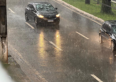 Previs&atilde;o indica redu&ccedil;&atilde;o das chuvas na segunda-feira (26), mas instabilidades devem voltar a ganhar for&ccedil;a a partir de ter&ccedil;a-feira (27).