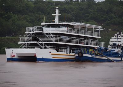 Embarca&ccedil;&atilde;o de 180 toneladas ter&aacute; tr&ecirc;s pavimentos, restaurante, energia solar e capacidade para at&eacute; 450 passageiros.