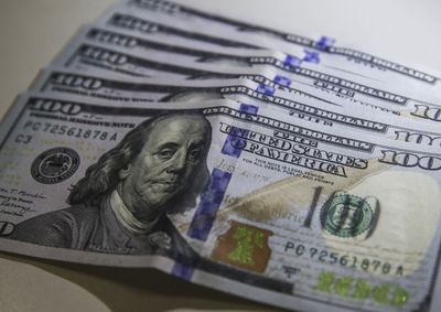 Moeda americana sobe mais de 12% no Brasil nesta segunda-feira (26). Casas de c&acirc;mbio do Paraguai tamb&eacute;m registram mudan&ccedil;as nas cota&ccedil;&otilde;es.