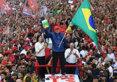 Candidato do PL recebeu 103,8 mil votos na cidade; Lula cresceu mais entre os dois turnos e diminuiu a vantagem do advers&aacute;rio em 4,3 mil votos.