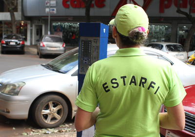 Profissionais passar&atilde;o a trabalhar em equipes alternadas, mas hor&aacute;rios de atendimento e cobran&ccedil;a do estacionamento rotativo continuam os mesmos.
