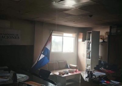Fogo come&ccedil;ou em uma sala administrativa no complexo aduaneiro de Presidente Franco e foi controlado pelo sistema autom&aacute;tico de combate a inc&ecirc;ndios.