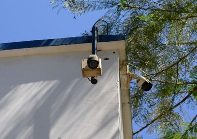 Proposta da Prefeitura permite usar recursos j&aacute; arrecadados para ampliar a vigil&acirc;ncia em espa&ccedil;os p&uacute;blicos, sem aumentar o valor pago pelos moradores.