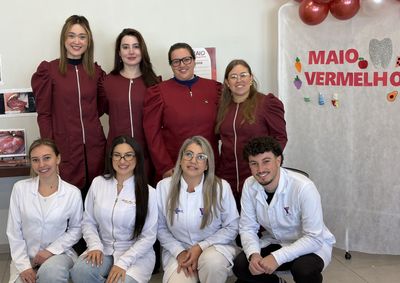 Durante a atividade, foram distribu&iacute;dos kits odontol&oacute;gicos e ch&aacute;s da Farm&aacute;cia Viva.