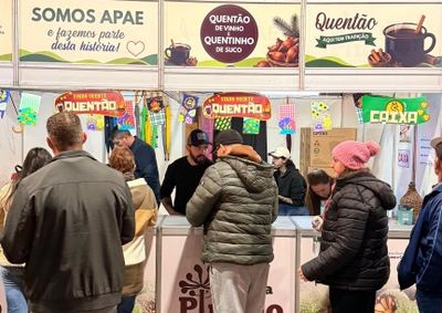 Venda de quent&atilde;o, leil&atilde;o e a&ccedil;&otilde;es de reciclagem garantiram &agrave; entidade mais de R$ 65 mil em recursos durante os quatro dias de evento.