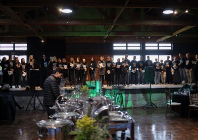 Evento beneficente, realizado na Sociedade Ipiranga, na V&aacute;rzea Grande, alcan&ccedil;ou arrecada&ccedil;&atilde;o expressiva, refor&ccedil;ando o apoio da comunidade &agrave; causa social.