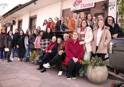 Iniciativa promoveu acolhimento e fortalecimento da autoestima de mulheres que enfrentam ou superaram o c&acirc;ncer de mama.