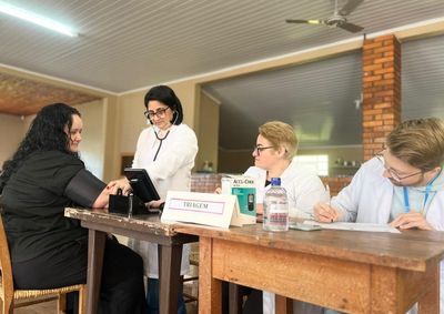 A&ccedil;&atilde;o leva atendimento m&eacute;dico, odontol&oacute;gico e servi&ccedil;os preventivos de sa&uacute;de diretamente &agrave;s comunidades.