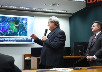 Prefeito Nestor Tissot percorreu Minist&eacute;rios e gabinetes de parlamentares, acompanhado pelo secret&aacute;rio da Sa&uacute;de, Jeferson Moschen e pelo vereador Ike Koetz