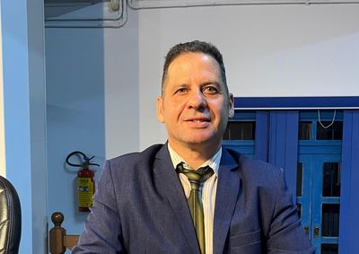 Alberi Dias relata dificuldades no acesso a consultas e aponta falta de pediatras e outros m&eacute;dicos na rede de sa&uacute;de.