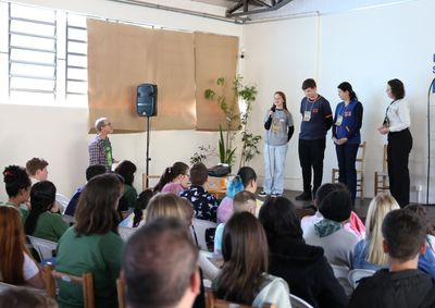 Cada escola inscreveu seus estudantes e os projetos desenvolvidos pelas turmas, que ser&atilde;o apresentados durante o encontro.