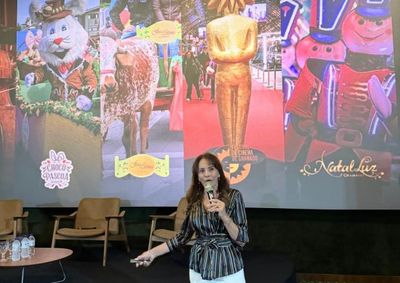 Rosa aborda import&acirc;ncia dos eventos para o turismo e compartilha experi&ecirc;ncias desenvolvidas no munic&iacute;pio.