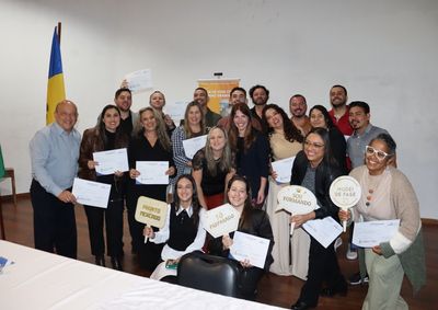Programa Qualifica alunos nos cursos de Marketing Digital, T&eacute;cnicas de Atendimento ao Turista e Espanhol para Atendimento ao Turista.