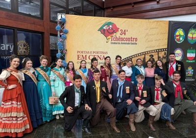 Evento reuniu jovens tradicionalistas de todo o Estado com programa&ccedil;&atilde;o cultural, doa&ccedil;&atilde;o de mudas nativas e a&ccedil;&otilde;es de sa&uacute;de.