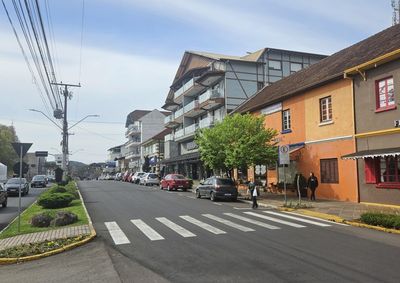 Decreto foi publicado na &uacute;ltima sexta-feira, 31 de julho, regulamentando as atividades econ&ocirc;micas no Munic&iacute;pio.