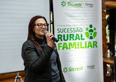 Iniciativa desenvolvida desde 2017 alia forma&ccedil;&atilde;o em gest&atilde;o, inova&ccedil;&atilde;o e empreendedorismo &agrave; prepara&ccedil;&atilde;o de jovens para a continuidade das propriedades rurais.