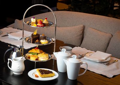 Novidade em Gramado, mediante reservas, re&uacute;ne refer&ecirc;ncias da confeitaria e da gastronomia internacional para h&oacute;spedes e p&uacute;blico externo.