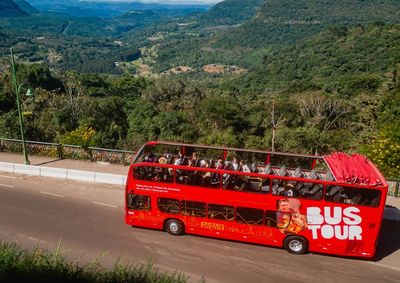 Gastronomia, natureza, atra&ccedil;&otilde;es para a fam&iacute;lia e parques tem&aacute;ticos s&atilde;o algumas das op&ccedil;&otilde;es que o visitante encontra na regi&atilde;o.