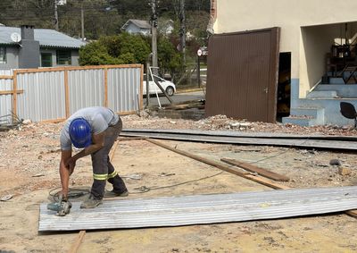Obras est&atilde;o em andamento para garantir novas vagas e ambientes mais acess&iacute;veis para alunos e professores.