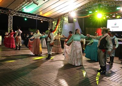 Pra&ccedil;a Jo&atilde;o Corr&ecirc;a recebe at&eacute; 20 de setembro atra&ccedil;&otilde;es musicais, oficinas culturais, gastronomia, atividades tradicionalistas e o Desfile Farroupilha.