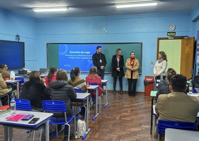 Forma&ccedil;&atilde;o integra as a&ccedil;&otilde;es voltadas &agrave; qualifica&ccedil;&atilde;o profissional e ao fortalecimento do com&eacute;rcio local.