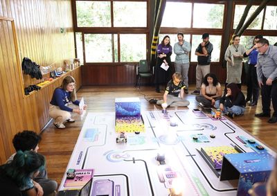 A equipe vencedora do torneio local foi a Geek, formada por jovens das escolas Dante Bertoluci e Jo&atilde;o Alfredo Corr&ecirc;a Pinto.