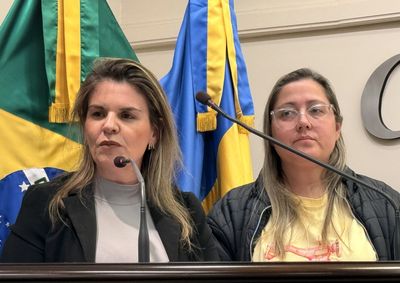 Daiene Malta Dutra Cliquet e Katiane Reis destacaram oficinas do CAPS como espa&ccedil;os de arte, conviv&ecirc;ncia e inclus&atilde;o.