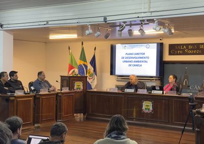 Encontro apresentou aos vereadores as mudan&ccedil;as realizadas e os novos conceitos previstos na minuta, promovendo o di&aacute;logo sobre a proposta.