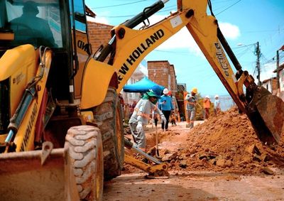 Obras podem causar movimenta&ccedil;&atilde;o de m&aacute;quinas e mudan&ccedil;as tempor&aacute;rias no tr&acirc;nsito. Motoristas e pedestres devem respeitar a sinaliza&ccedil;&atilde;o e as orienta&ccedil;&otilde;es.