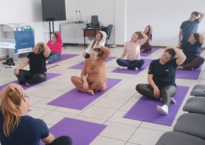 Com o tema &ldquo;cuidar de quem cuida&rdquo;, o Programa Despertar oferece sess&otilde;es de massoterapia, e ioga para valorizar e promover a sa&uacute;de mental dos profissionais.
