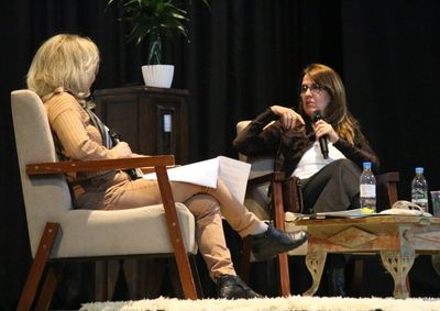 Encontro reuniu p&uacute;blico para uma conversa sobre literatura, trajet&oacute;ria profissional e os desafios da escrita.
