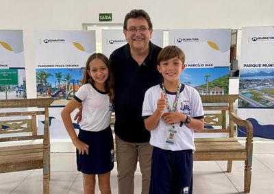 Retorno ocorre no dia 5; alunos receber&atilde;o kits completos e rede ter&aacute; coordenadoras exclusivas para educa&ccedil;&atilde;o especial.