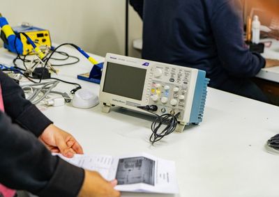 O n&uacute;mero de escolas com a modalidade saltou para 805 no estado. Administra&ccedil;&atilde;o e o novo curso de Intelig&ecirc;ncia Artificial lideram a procura