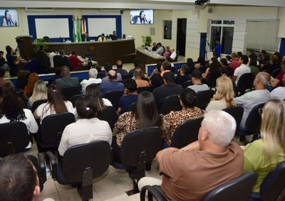 Decis&atilde;o ser&aacute; remetida ao Minist&eacute;rio P&uacute;blico e deixa o ex-prefeito sujeito a oito anos de inelegibilidade por improbidade administrativa.