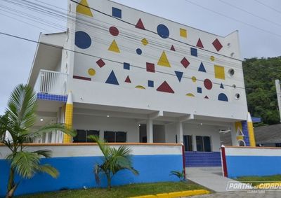 Projeto de educa&ccedil;&atilde;o integral atrai visitas de outras cidades.