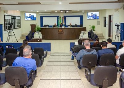 Prefeitura investe acima do m&iacute;nimo na sa&uacute;de e mant&eacute;m gastos com pessoal dentro dos limites fiscais estipulados.